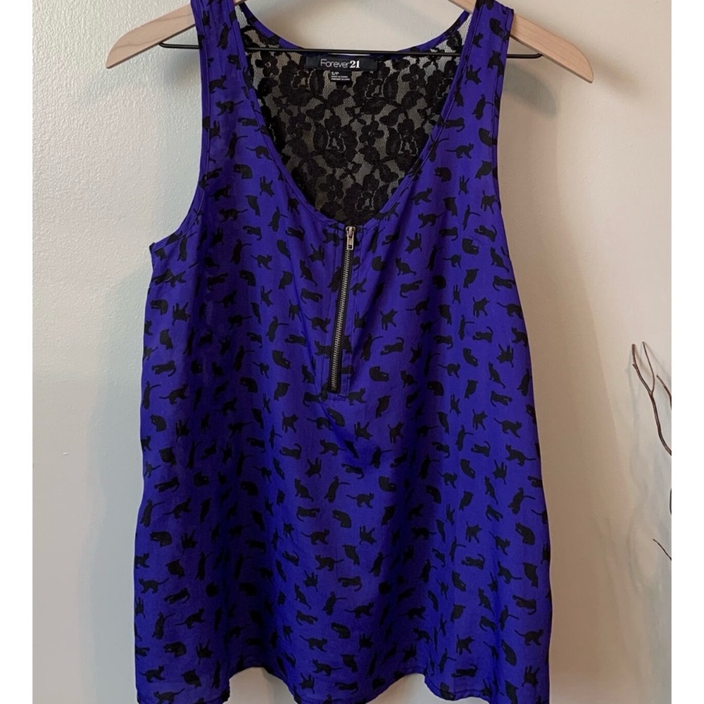 Forever 21 Women's Black Cats Top S